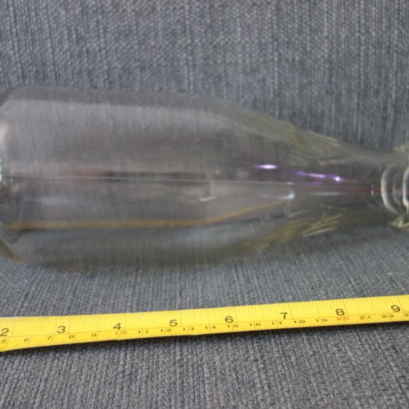 Vintage MDL ADL Deposit Bottle with Montreal on the bottom - Picture 7 of 7